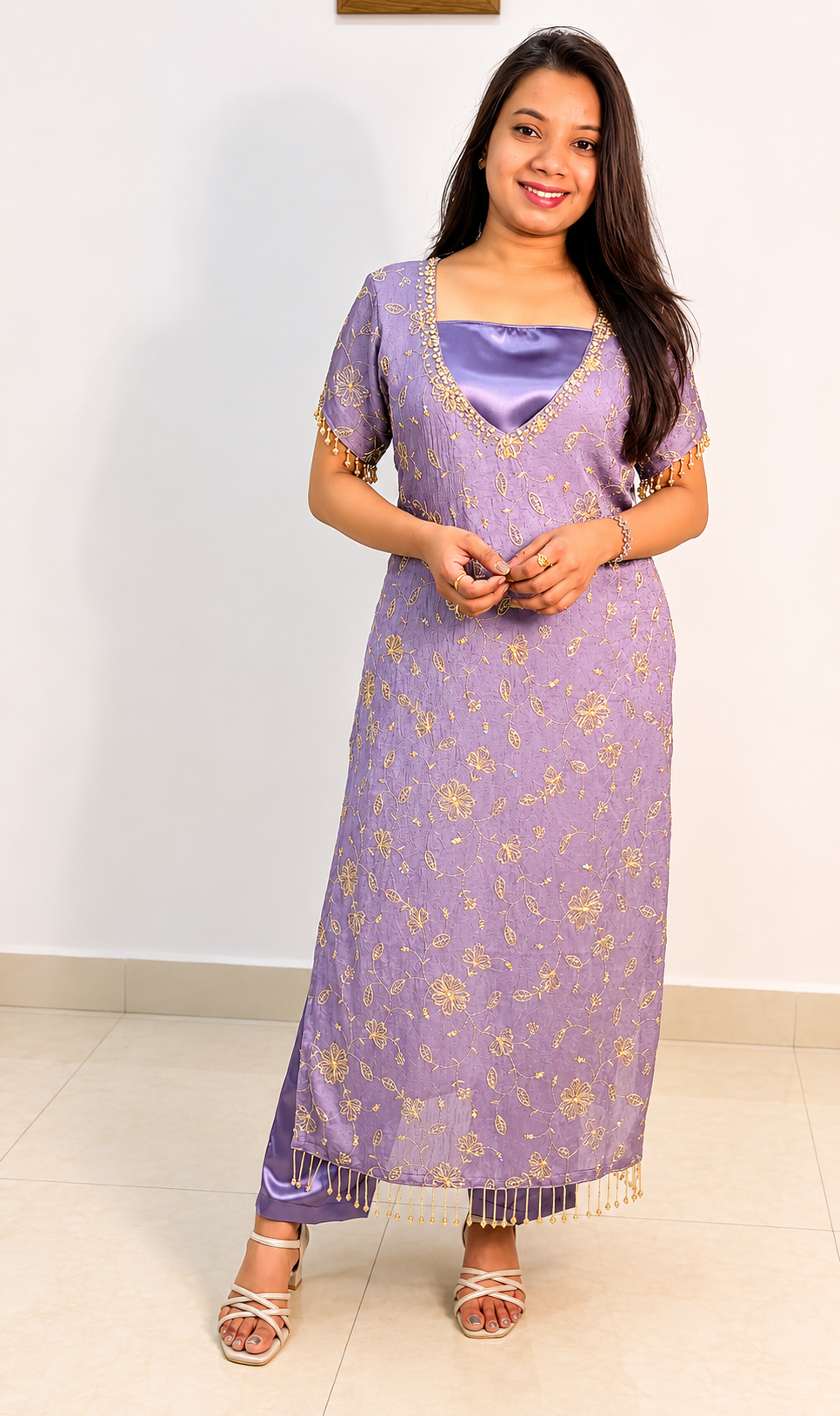 Embroidered ethnic wear for women - Creative Couture
